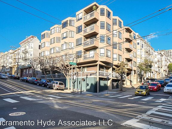 5th image of 1490 Sacramento St #1A
