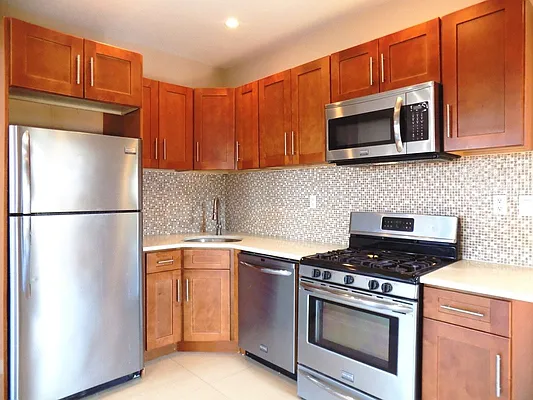 Rented by Real Team Brokerage | media 42