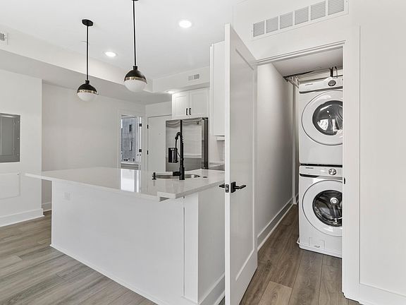 5th image of 2547 Frankford Ave #3