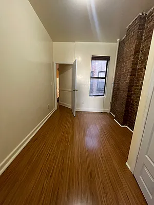 Rented by null | media 9