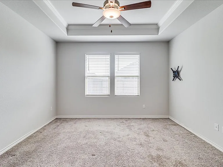 8010 Calma St — Photo 22