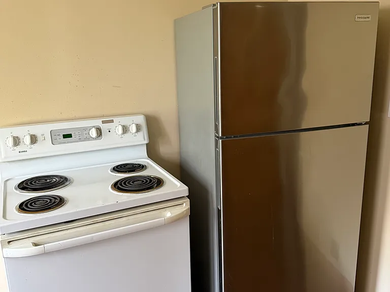 1909 Cudaback Ave #3 — Photo 7