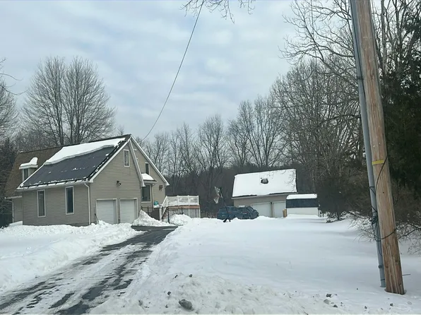 292 Music Center Dr, East Stroudsburg, PA 18301