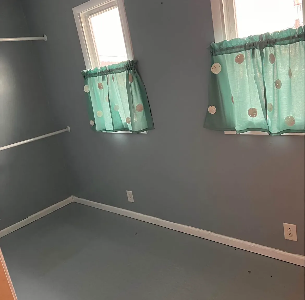 529 Sheets St — Photo 3