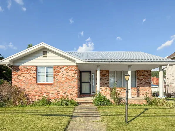 416 Jackson St, Reynoldsville, PA 15851