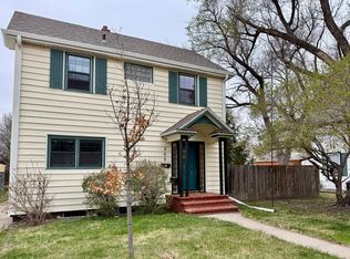 209 9th Ave SE, Aberdeen, SD 57401