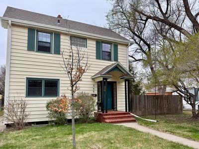 209 9th Ave SE, Aberdeen, SD, 57401