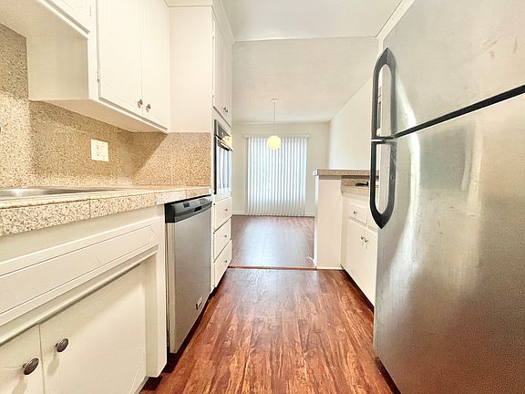 2nd image of 919 N Alfred St #203