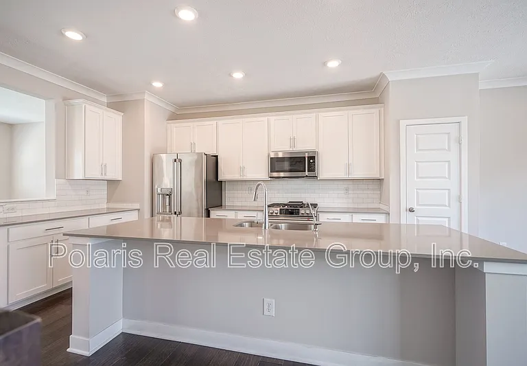 8239 Bostic Dr — Photo 19