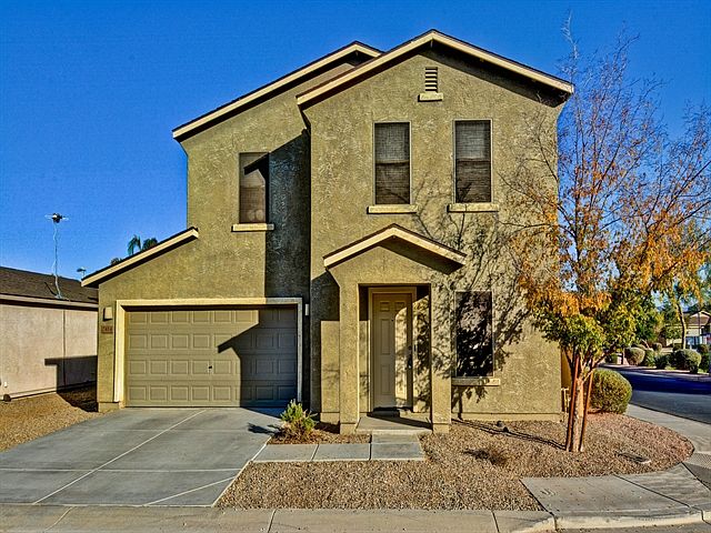 1st image of 2414 E Meadow Land Dr