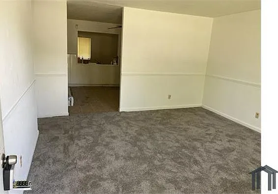 1150 Halloran St — Photo 6