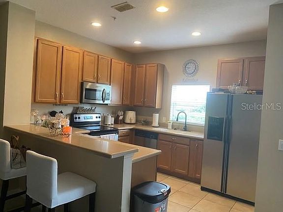 5th image of 464 Scarlatti Ct