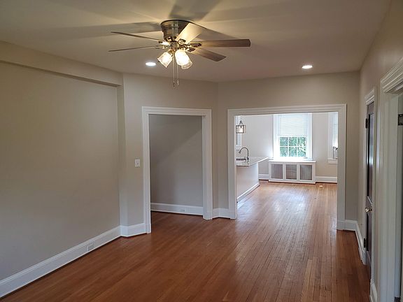4th image of 901 W University Pkwy APT 4C