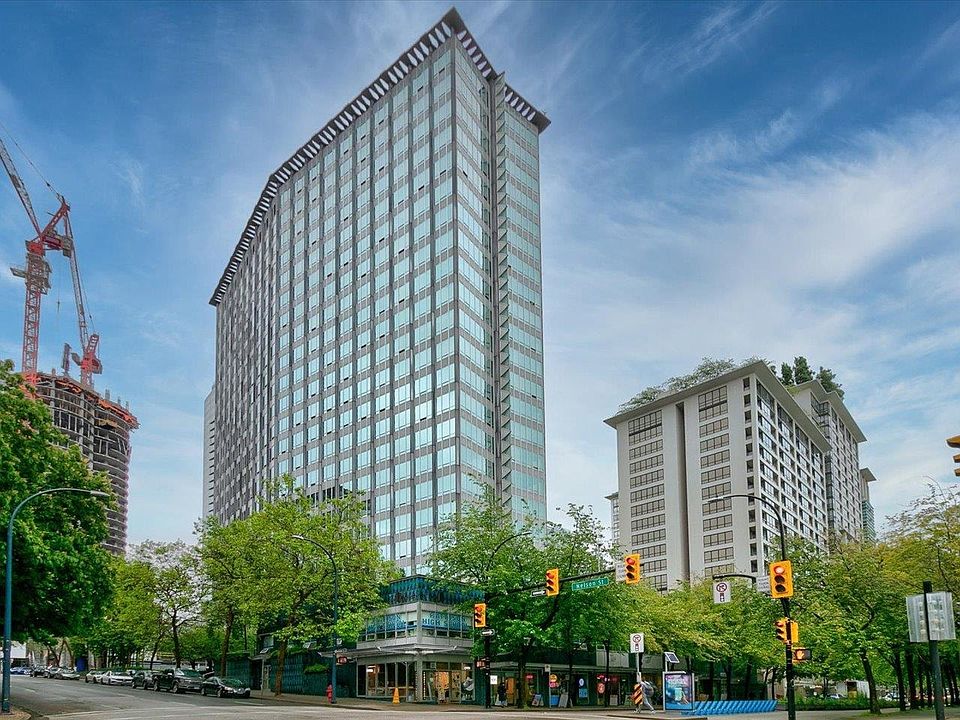 1st image of 989 Nelson St #513