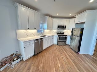 63 Charter St #5, Boston, MA 02109