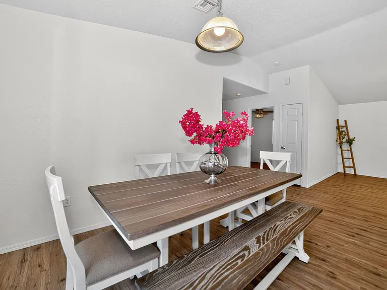 10320 S Tornado Ave — Photo 11