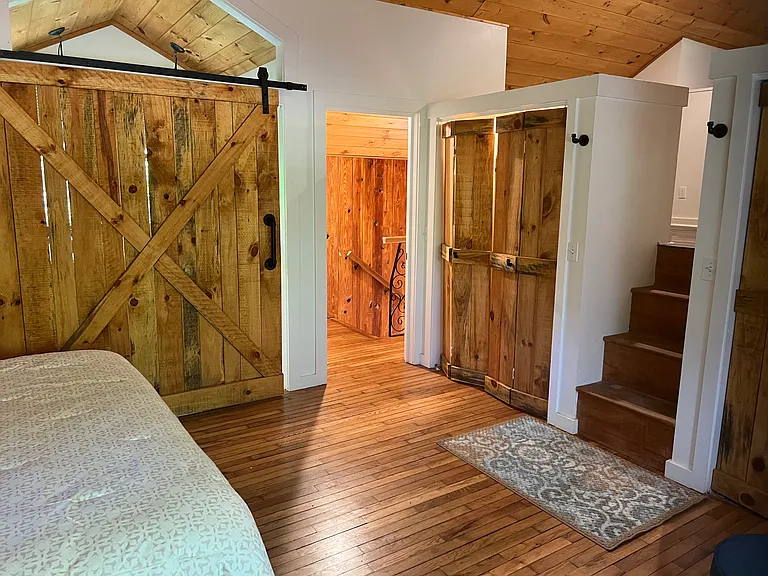 37 Old Lakey Gap Rd — Photo 14