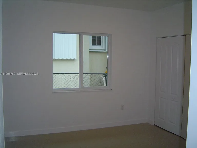 1153 SW 13th St — Photo 18