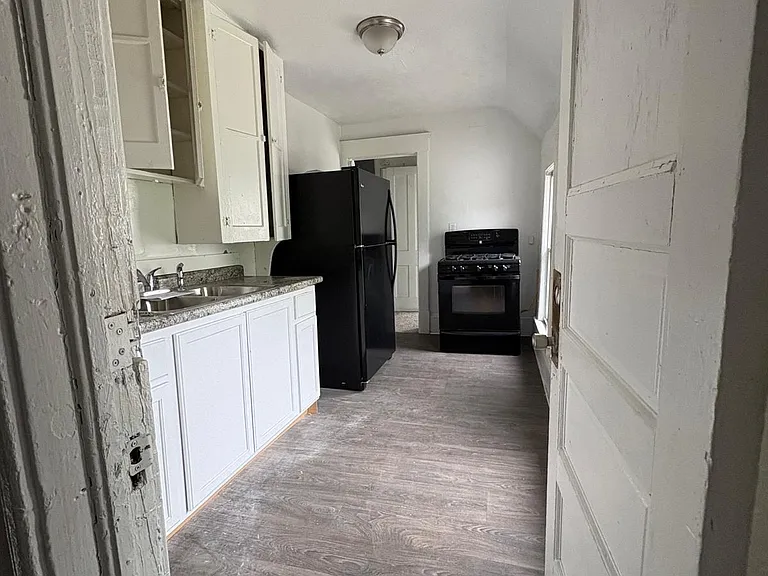 8010 Cory Ave #1 — Photo 5