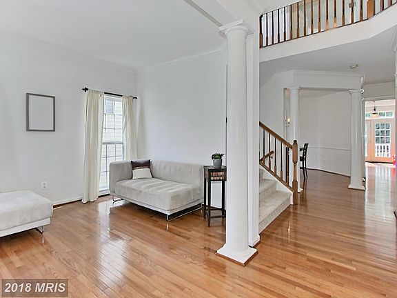 3rd image of 9909 E Hill Dr