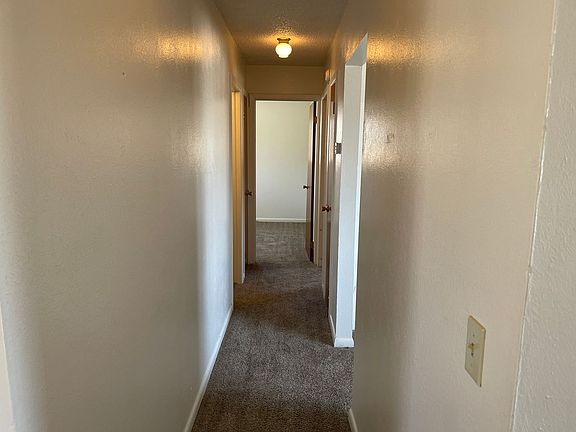 4th image of 611 35th Ave #A