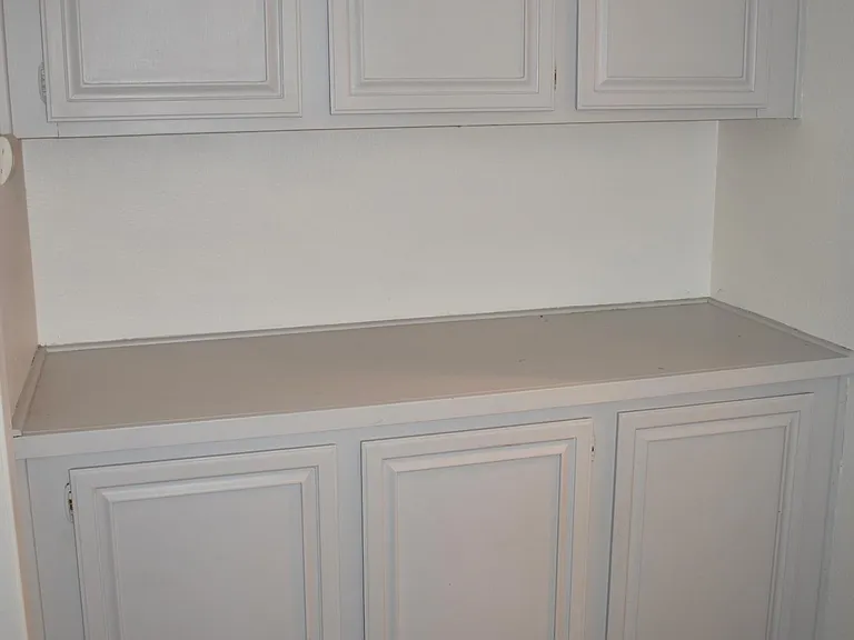 8565 Independence Ave #4 — Photo 6