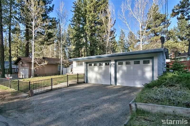 1st image of 1415 Glenwood Way