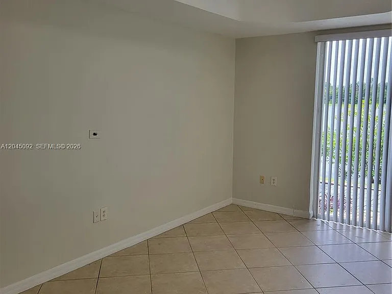 10691 SW 6th St #804 — Photo 5