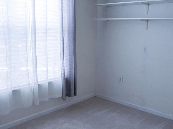 2nd image of 20901 Cedarpost Sq Unit 202