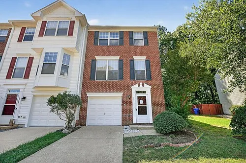 8221 Sir Michael Pl Photo 1