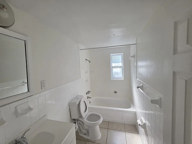 1501 Spitz Ct — Photo 3