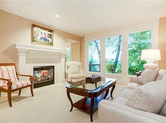 5th image of 6703 Meadowlark Ln