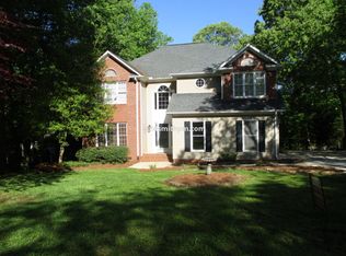 218 Holly Crest Cir, Simpsonville, SC 29681