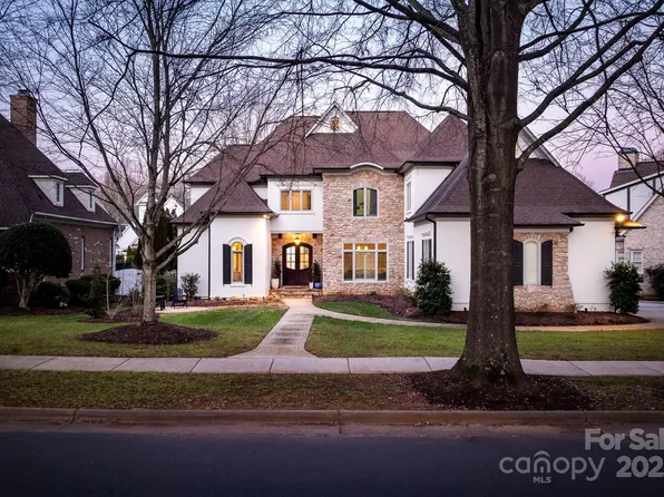 7924 Pemswood St, Charlotte, NC 28277