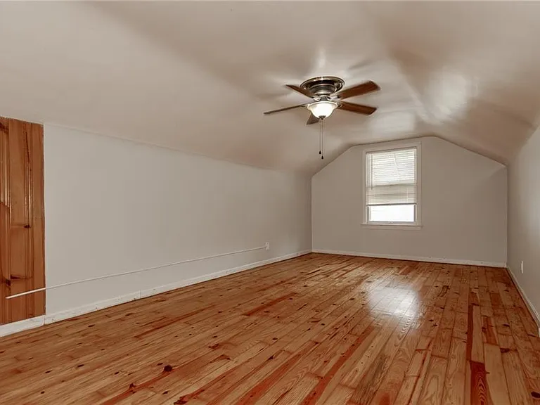 1752 Brainard Rd — Photo 24