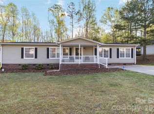 1362 Poplar Glen Dr, Kannapolis, NC 28083