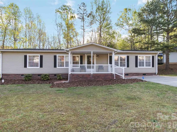 1362 Poplar Glen Dr, Kannapolis, NC 28083