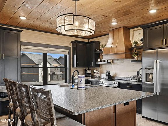 2nd image of 1320 Wildhorse Ridge Way