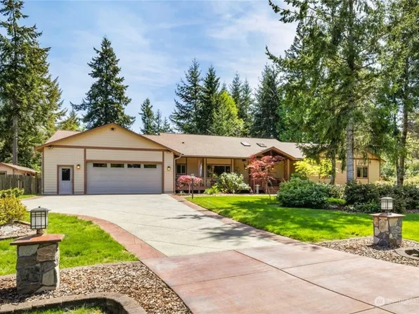 7254 Alpenview Place NW, Seabeck, WA 98380