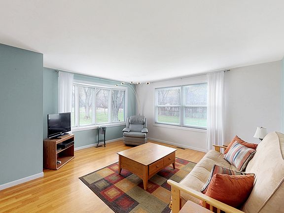 4th image of 38788 N West Park Ave