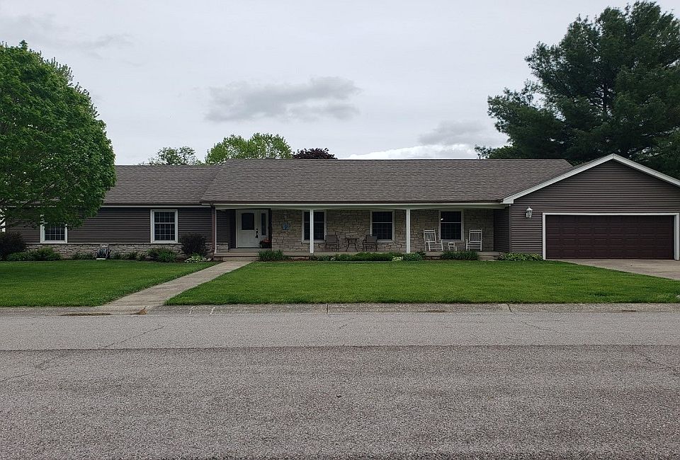 1st image of 12 Rainbow Dr