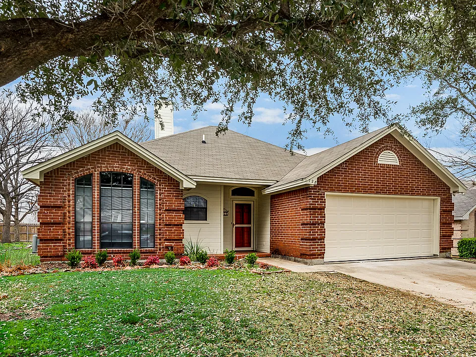 728 Nicole Dr