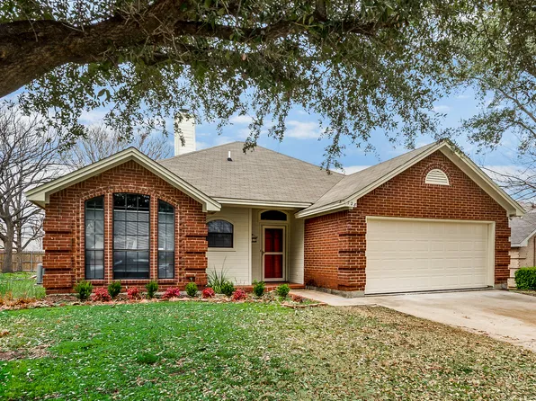 728 Nicole Dr, Burleson, TX 76028