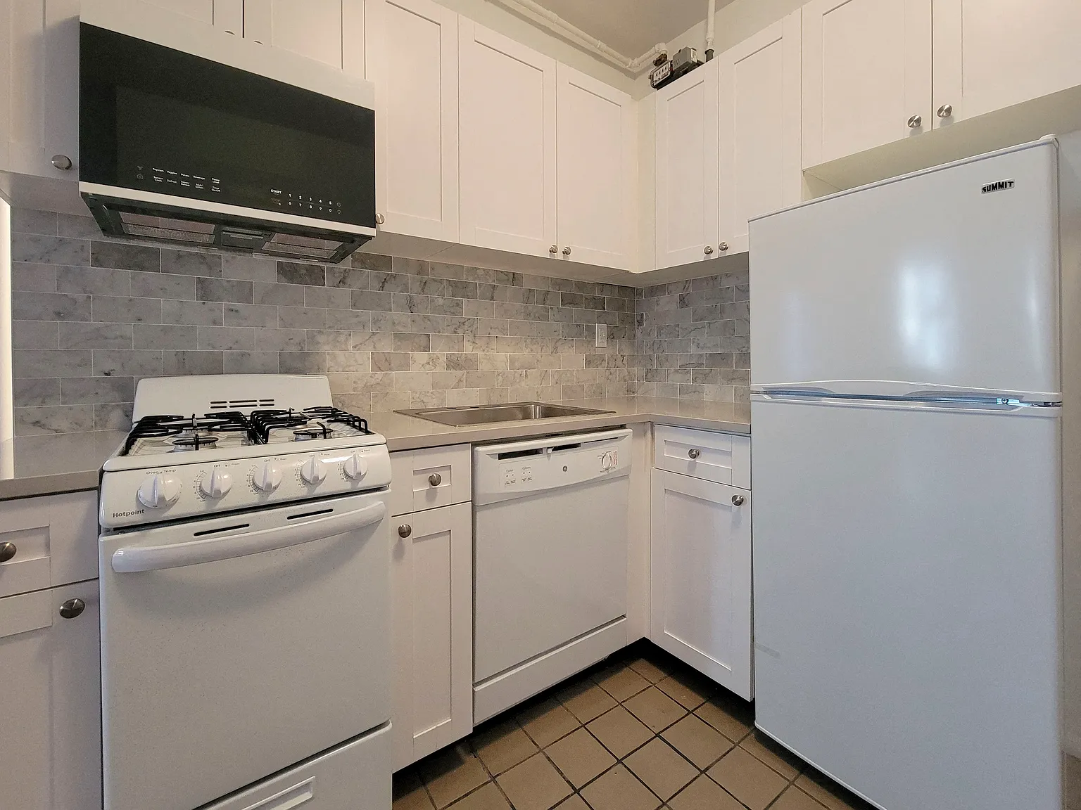 343 East 85th Street — Photo 1