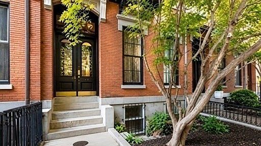 1st image of 63 Rutland St APT 1