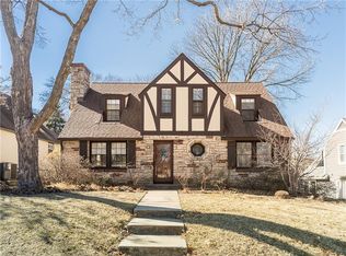 6832 Locust St, Kansas City, MO 64131