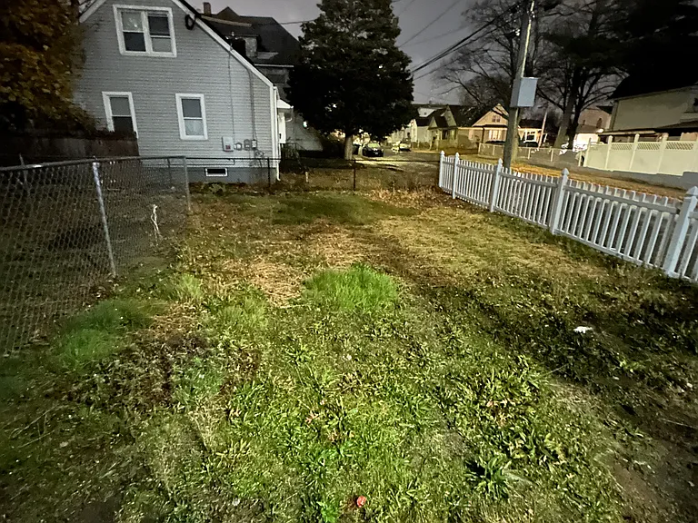370 Bruce Ave #G — Photo 19