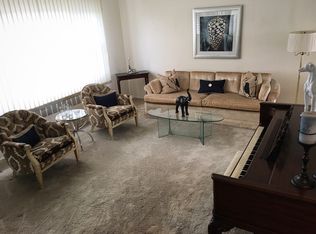 1743 Florence St, Merrick, NY 11566