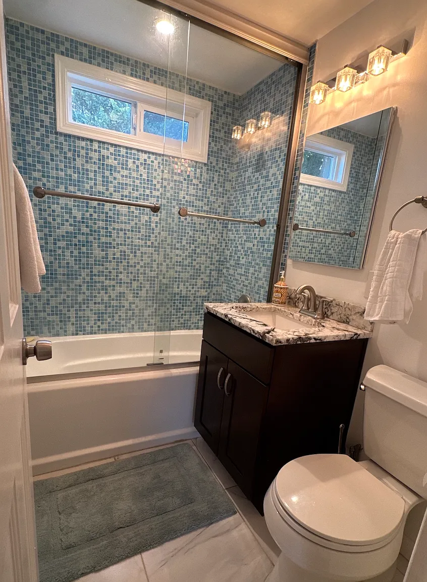 2 bed, 720 sqft, $3,200 — Photo 2