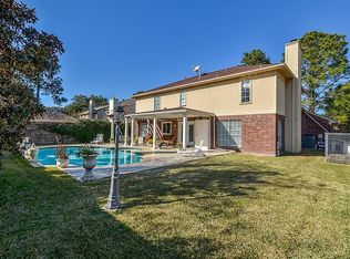 17015 Country Bridge Rd, Houston, TX 77095